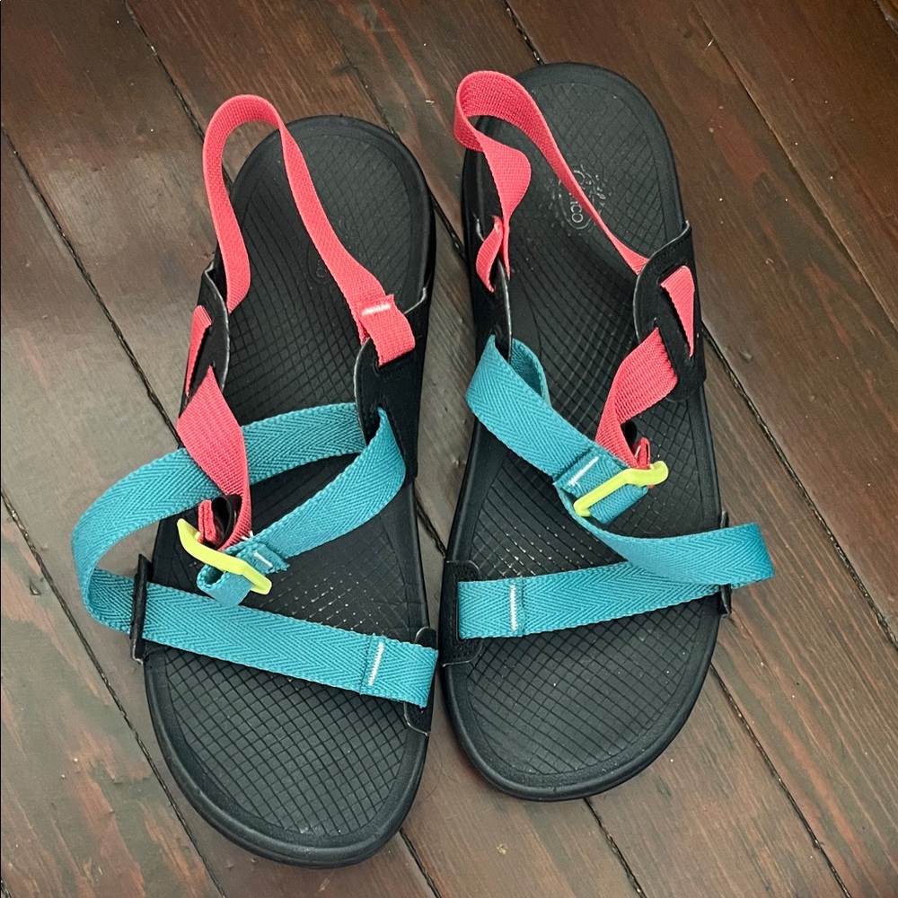 Chacos lowdown sandal